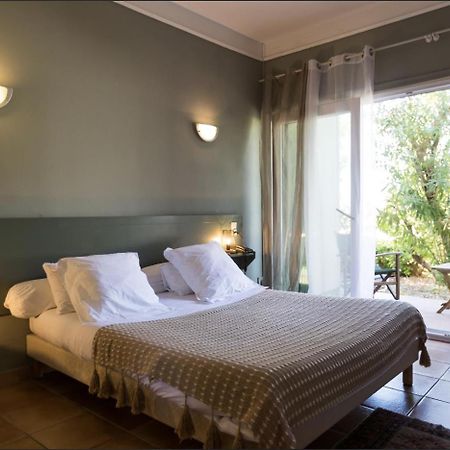 Hotel-Restaurant Le Vieux Moulin Чентурі Екстер'єр фото